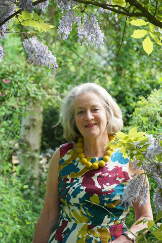 Caroline Holmes